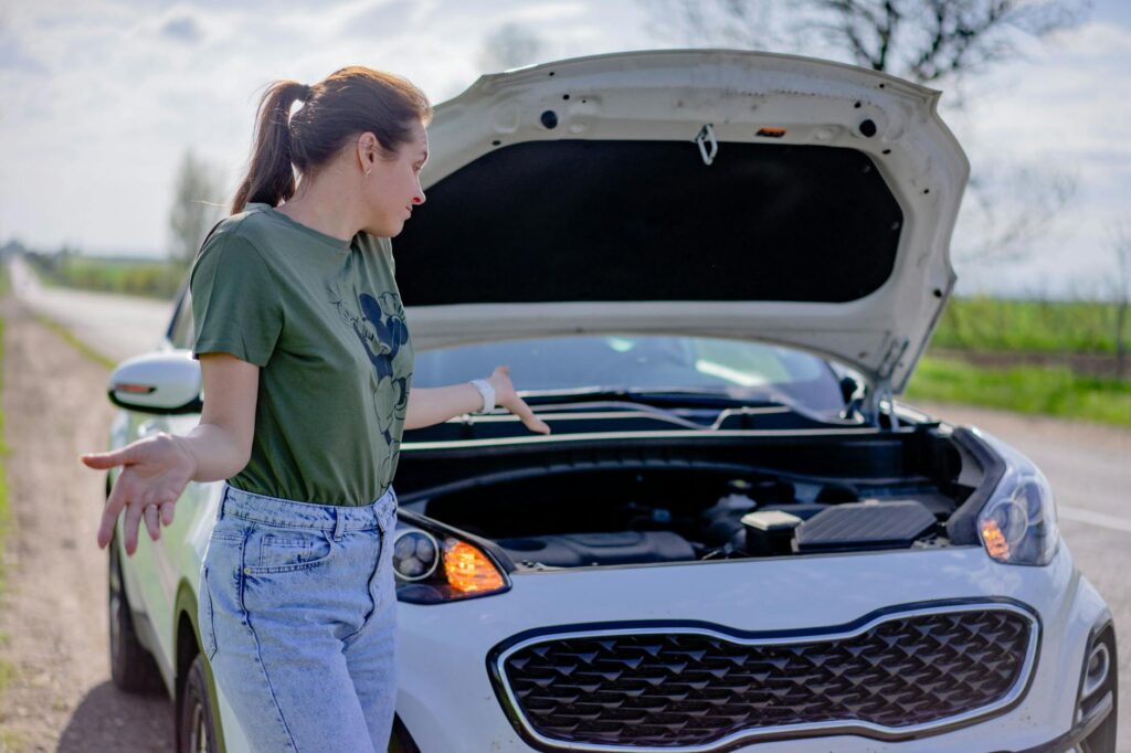 A graphic illustrating common car breakdown issues in Las Vegas. — common reasons for towing Las Vegas