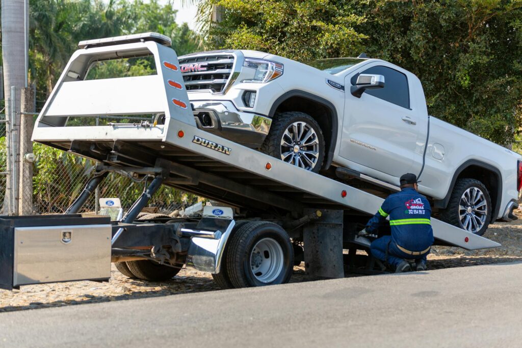 Choose the Right Cheap Towing Service in Las Vegas